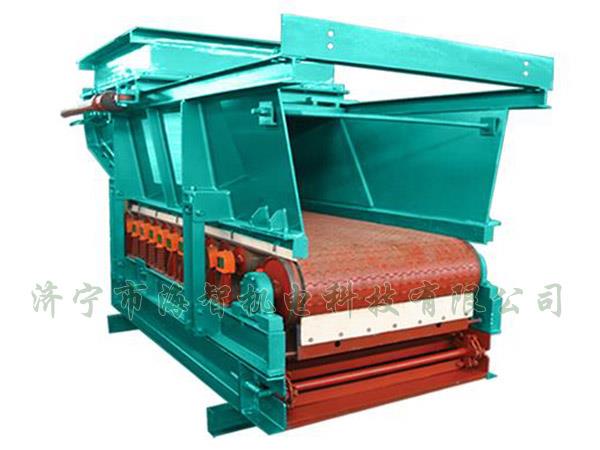 帶式（甲帶）給料機(jī)具有運行平穩(wěn)、節(jié)能、環(huán)保等優(yōu)點